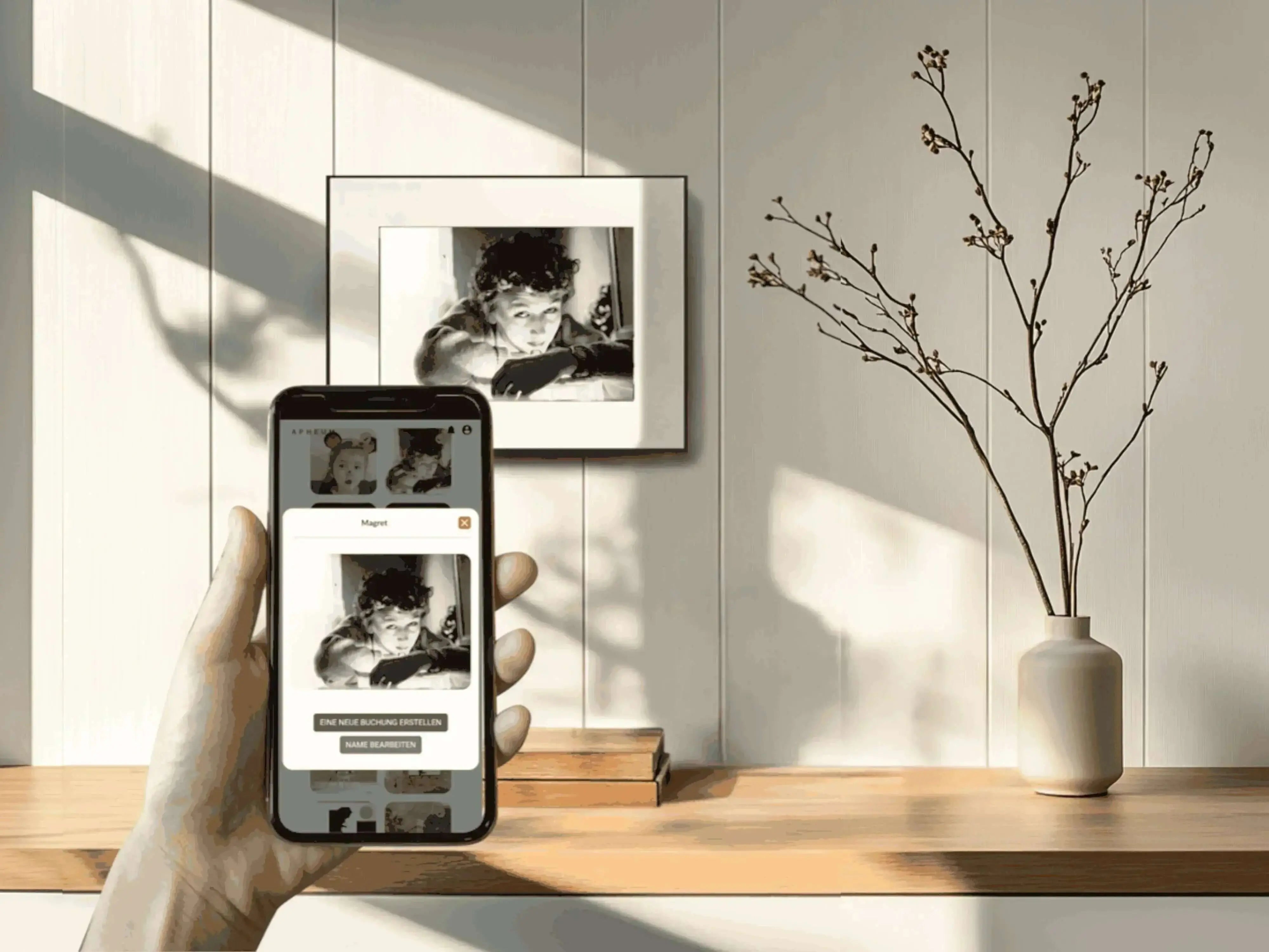 APHEUM App auf Smartphone – E-Ink Bilderrahmen per iOS und Android steuern