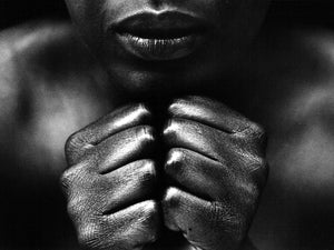Die Würde im Blick – Fotografien von Angèle Etoundi Essamba