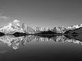 
Là où résident les dieux – Le monde des montagnes en noir et blanc